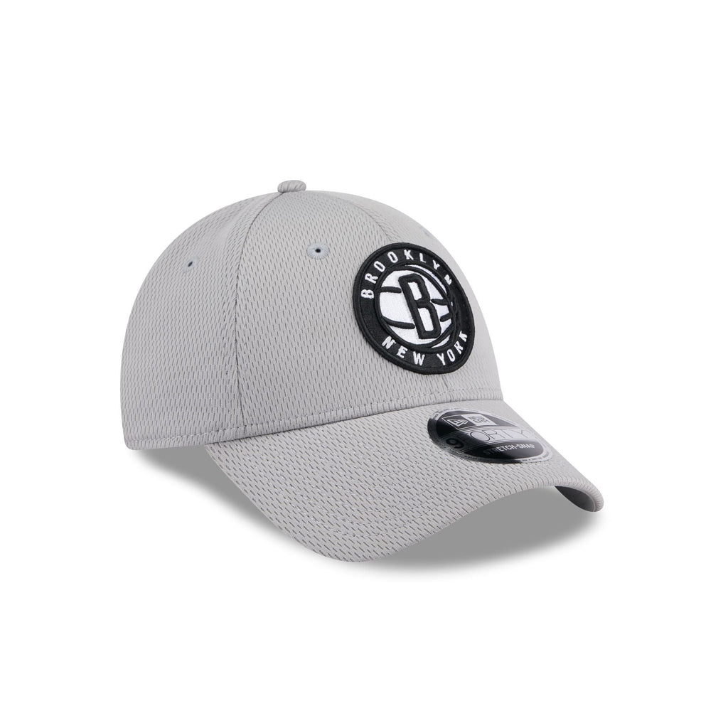 Brooklyn Nets Gray 9FORTY Stretch-Snap Hat