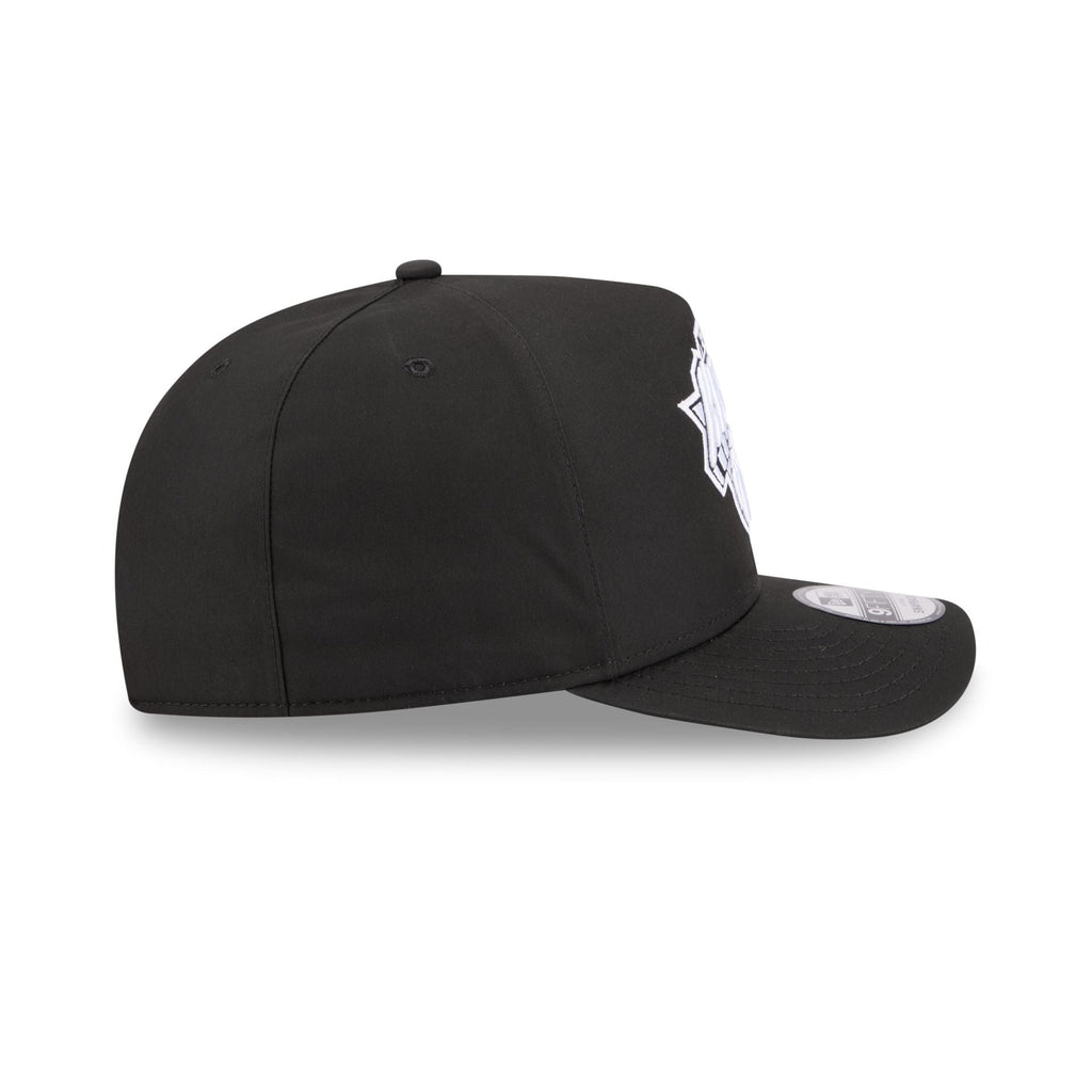 New York Knicks GORE-TEX Black 9FIFTY A-Frame Snapback Hat