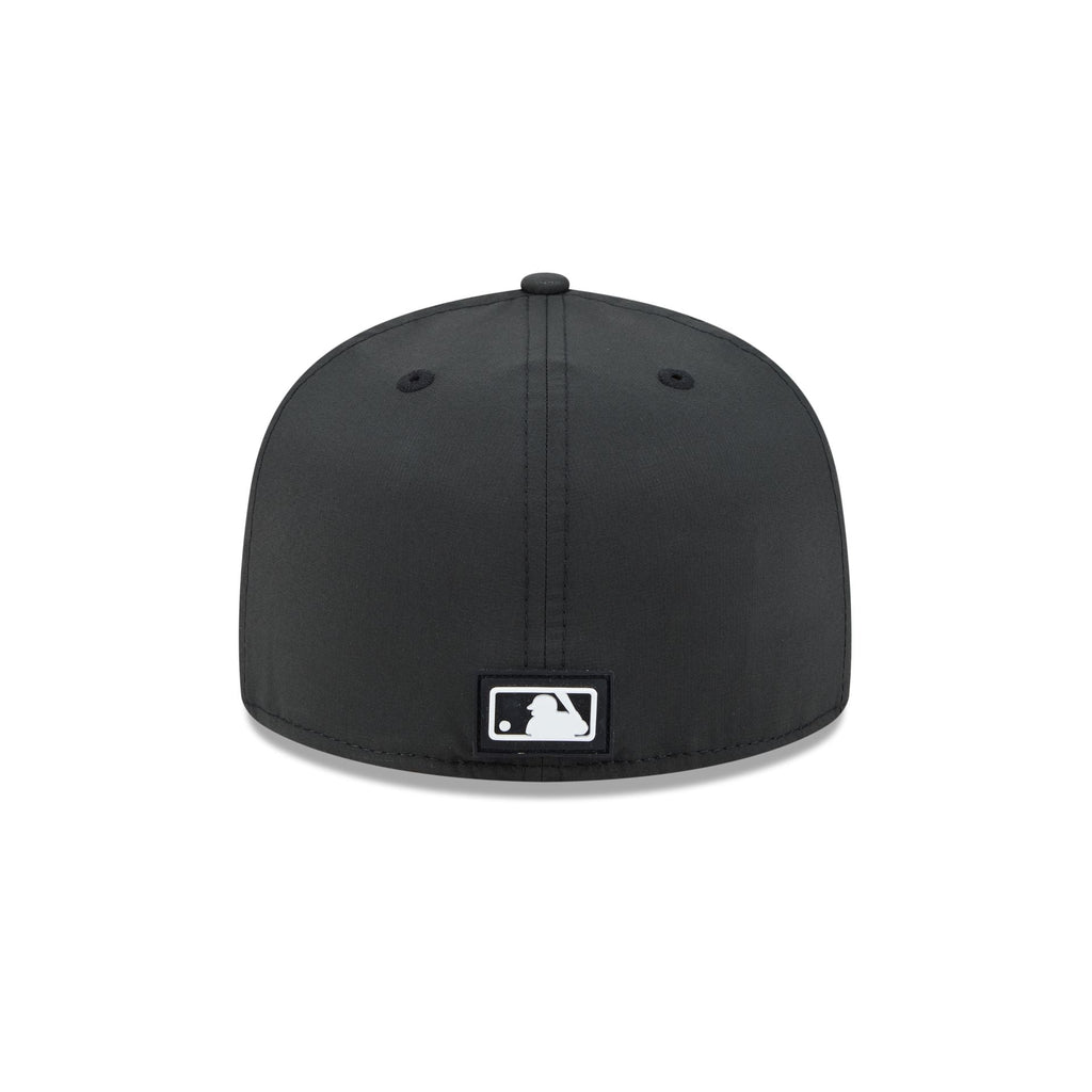 Miami Marlins 2026 Clubhouse Black & White 59FIFTY Fitted Hat